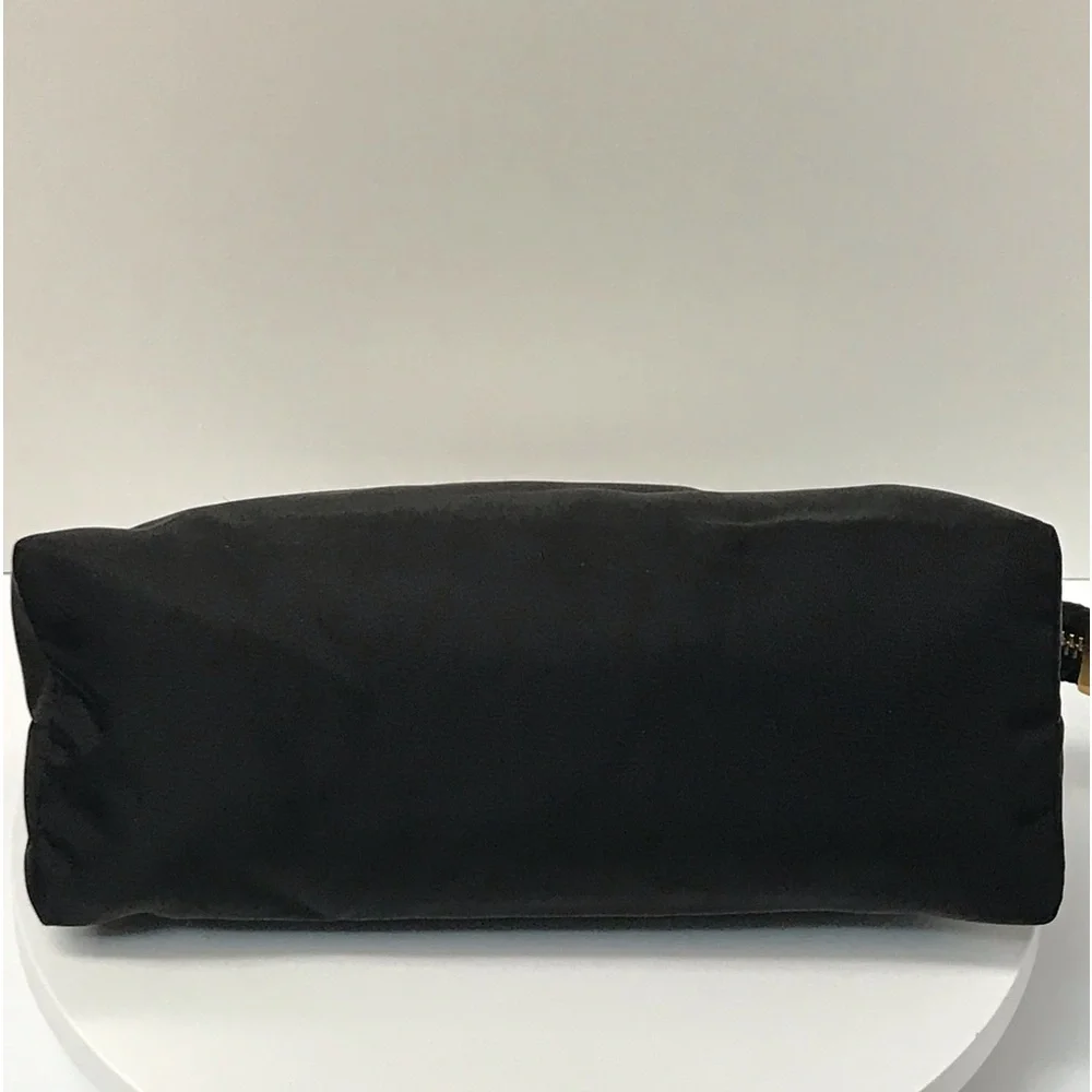 Salvatore Ferragamo Vara Ribbon Nylon/Leather Cosmetic Bag 😍🖤